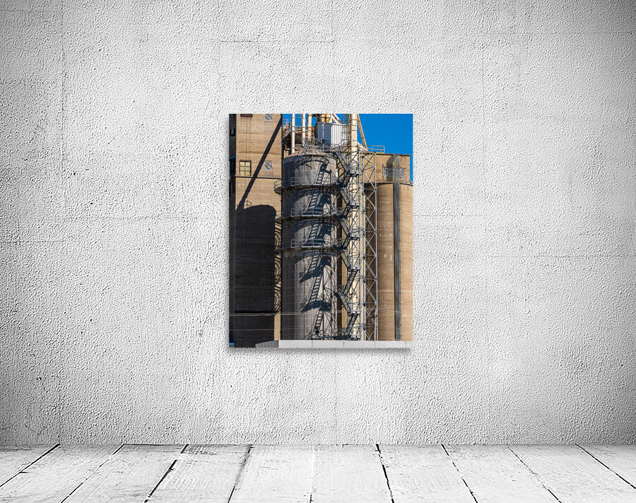 Large grain processing plant in East St Louis Illinois Wall Preview