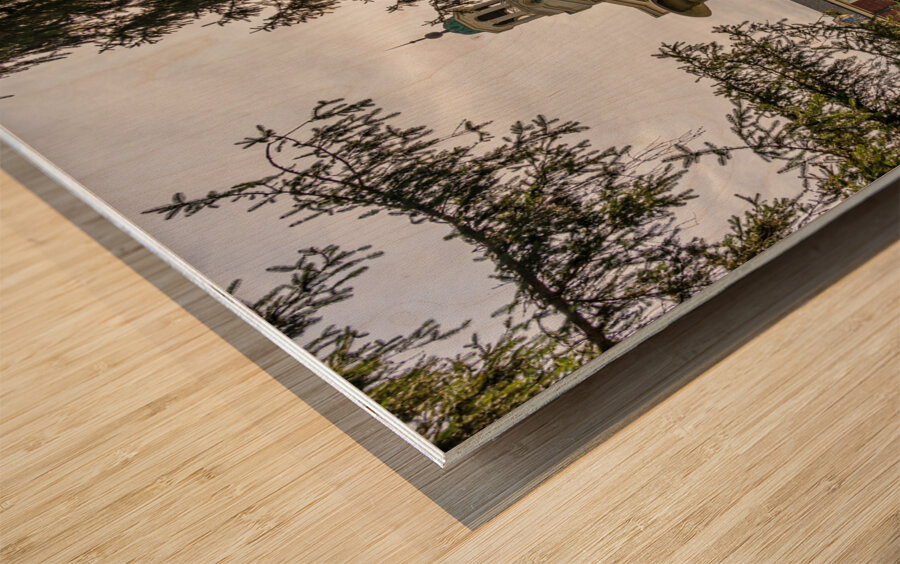 Facade of iconic Stuyvesant Hall at Ohio Wesleyan University Wood print