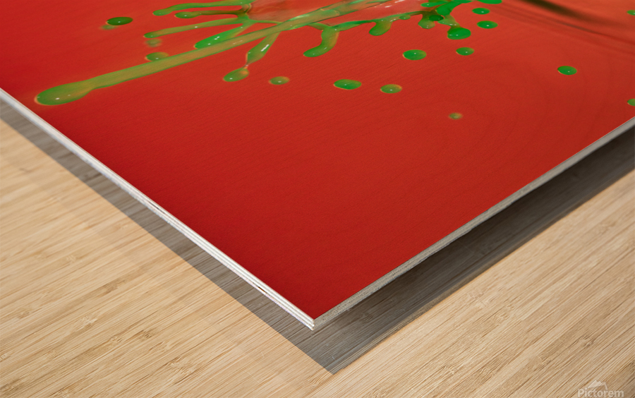 Water droplet collision - Christmas Tree Wood print