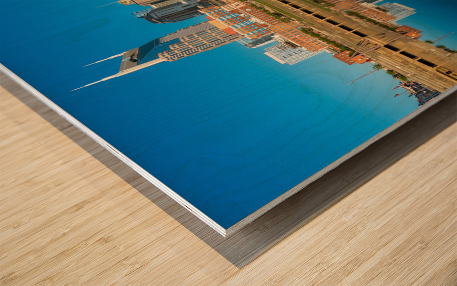 Skyline of Nashville in Tennessee with Cumberland River Wood print