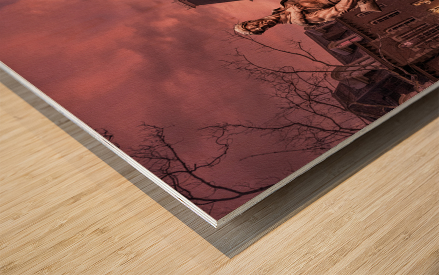 Famous Mountaineer statue in front of Woodburn Hall at WVU Impression sur bois