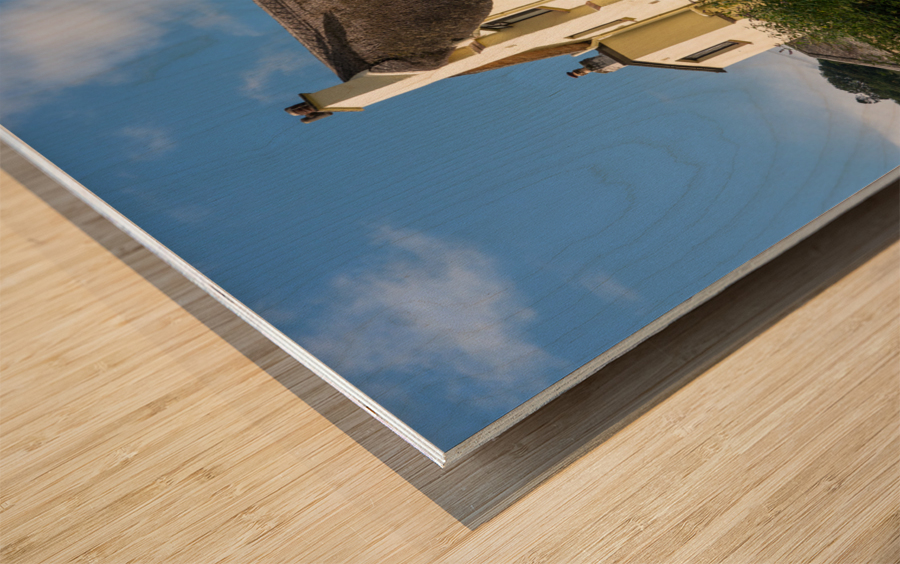 Thatched tea shop in Lustleigh in Devon Wood print