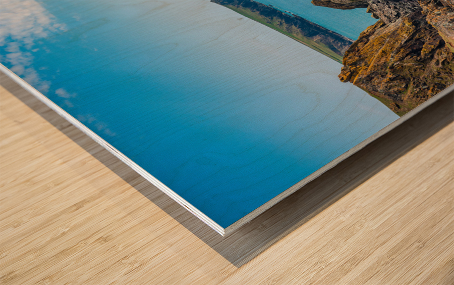 View towards the Lizard from Kynance Cove in Cornwall Impression sur bois