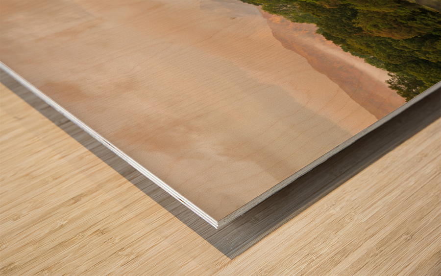 Sunrise at Loughrigg Tarn in Lake District Impression sur bois