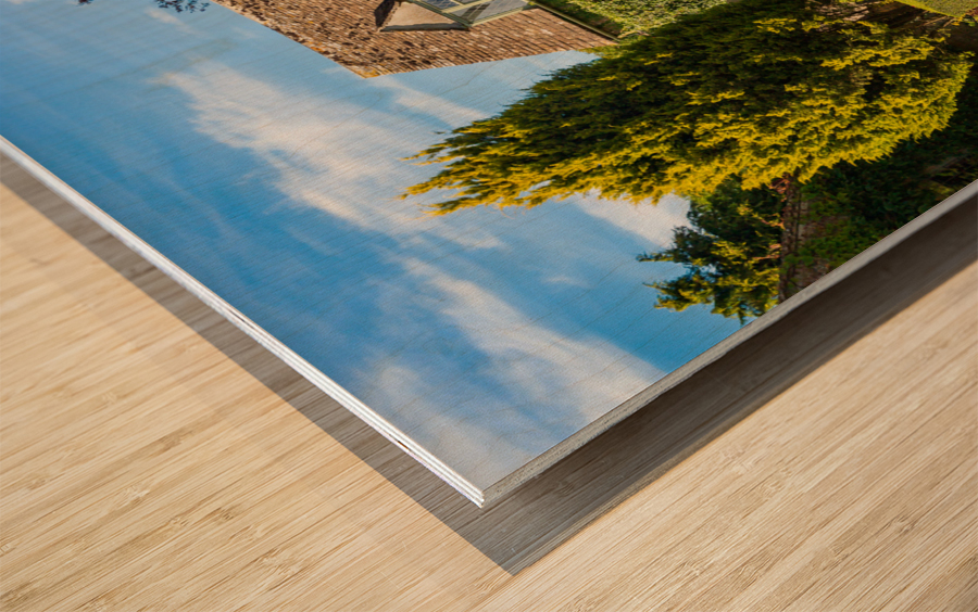 Old cotswold stone house in Icomb Wood print