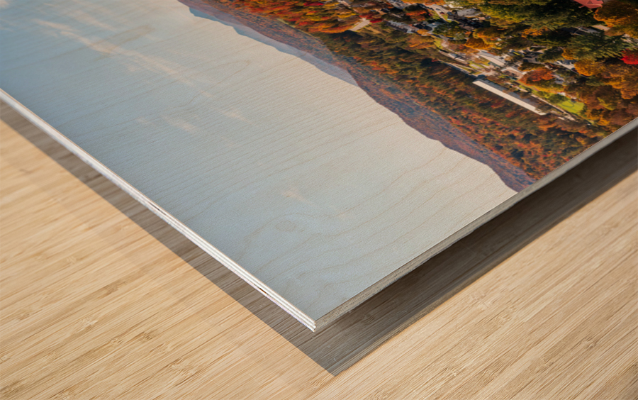 Aerial view of the town of Stowe Vermont in the fall Impression sur bois