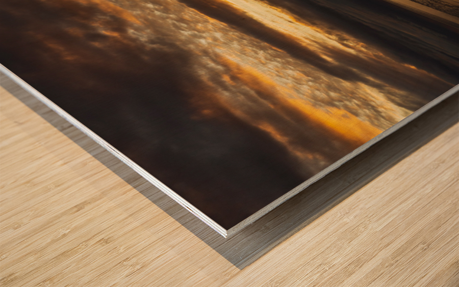 Golden sunset on a cruise on a calm Pacific ocean Wood print