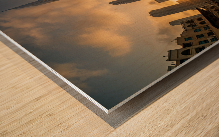 Sunset over the Burj Al Khalifa in Dubai downtown district Impression sur bois