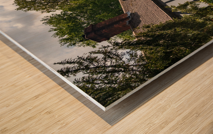 Black and white tudor home on Church Hill in Ellesmere Shropshir Impression sur bois