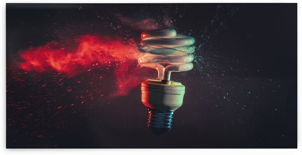 low-consumption light bulb shot  by Gualtiero Boffi