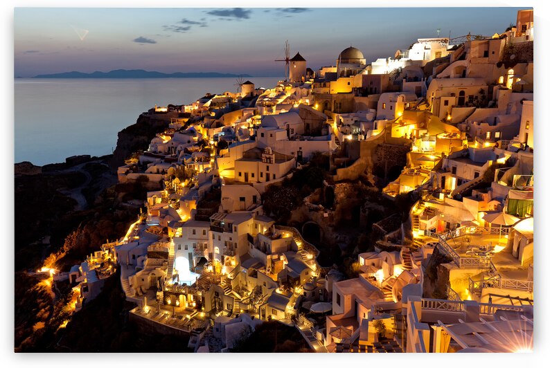 oia night view by Gualtiero Boffi