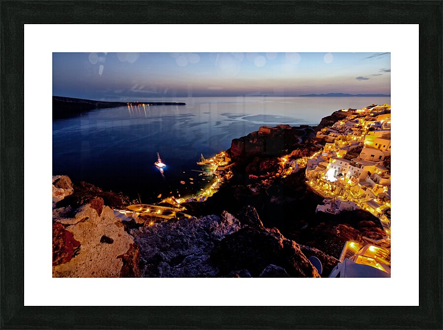 oia harbour Picture Frame print