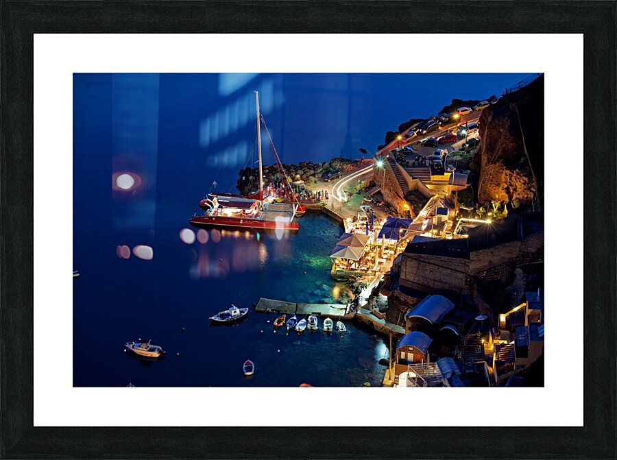 oia harbour Picture Frame print