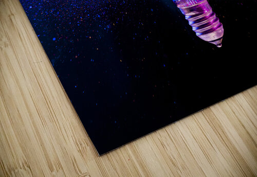 Two colorful light bulbs exploding in a cloud of shards Gualtiero Boffi puzzle