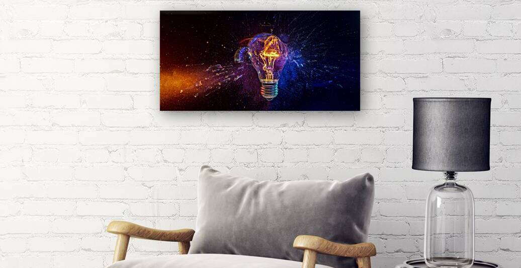 High-speed photography of a bulb breaking by Gualtiero Boffi