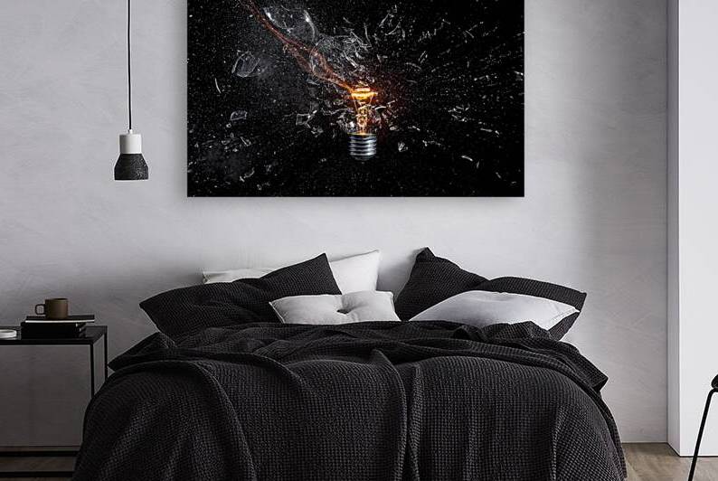 glass bulb explosion by Gualtiero Boffi