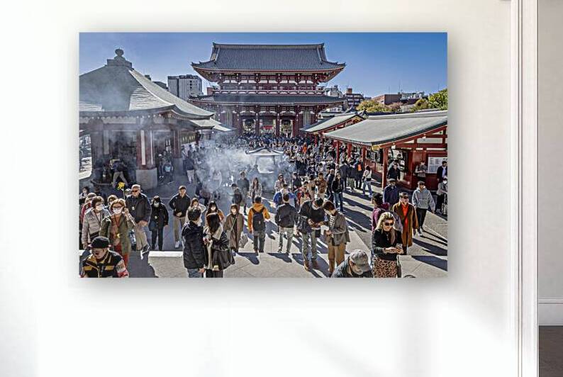 Tourists at senso ji temple in asakusa tokyo by Gualtiero Boffi
