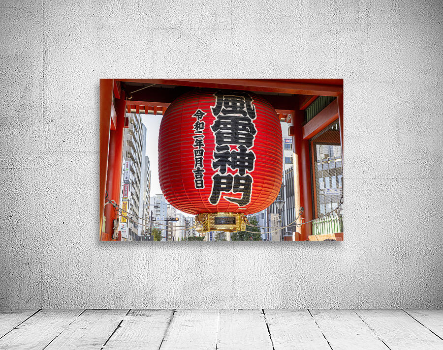 Detail of the large lantern at the Senso Ji temple Wall Preview