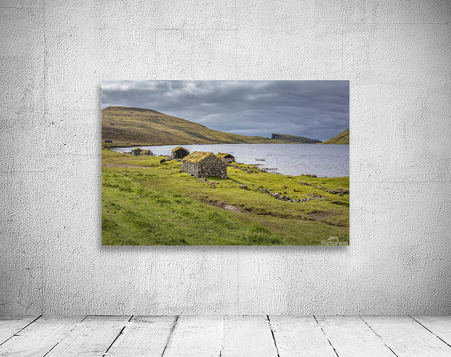 fisherman houses  in faroe Wall Preview