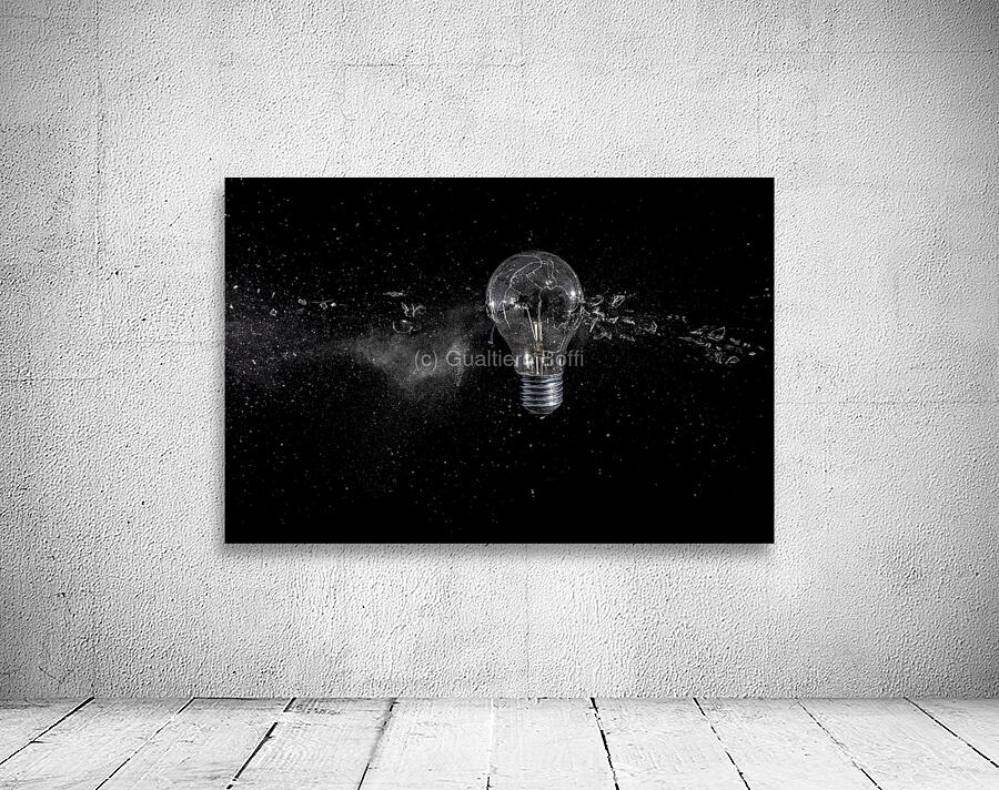 glass bulb explosion Wall Preview