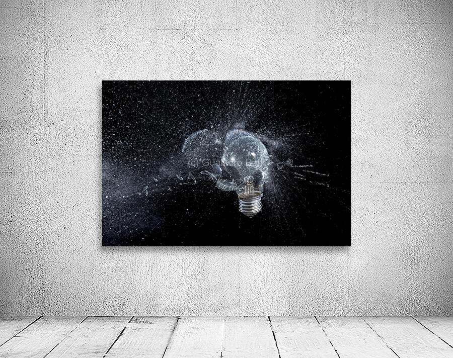 glass bulb explosion Wall Preview
