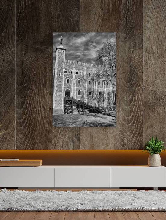 The white tower at the Tower of London by Patricia Hofmeester PHotography