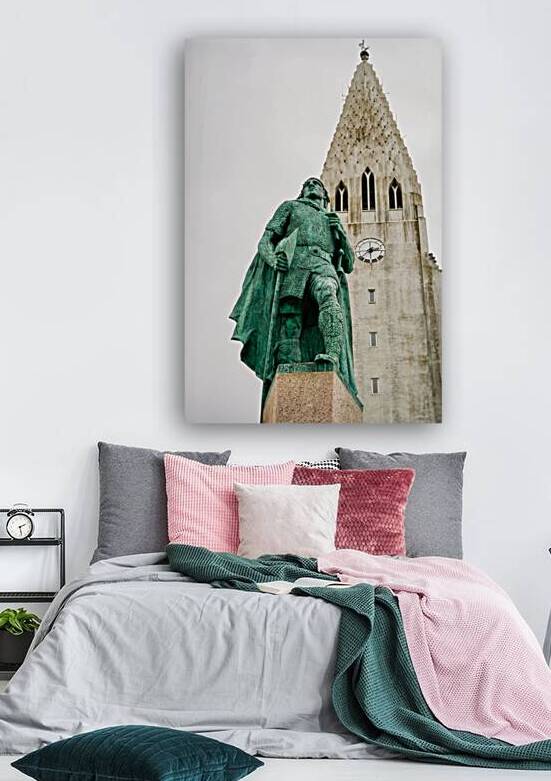 Statue of Leif Eriksson in Reykjavik by Patricia Hofmeester PHotography