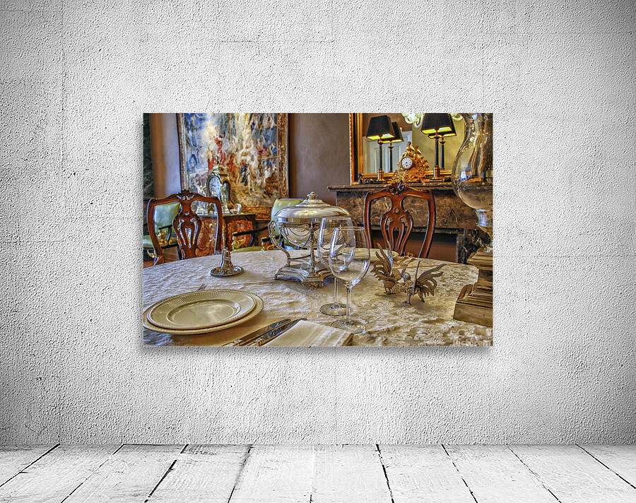 elegant dinner table Wall Preview