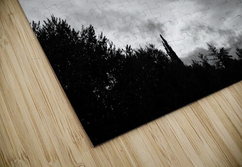 Framing dark clouds PIE puzzle