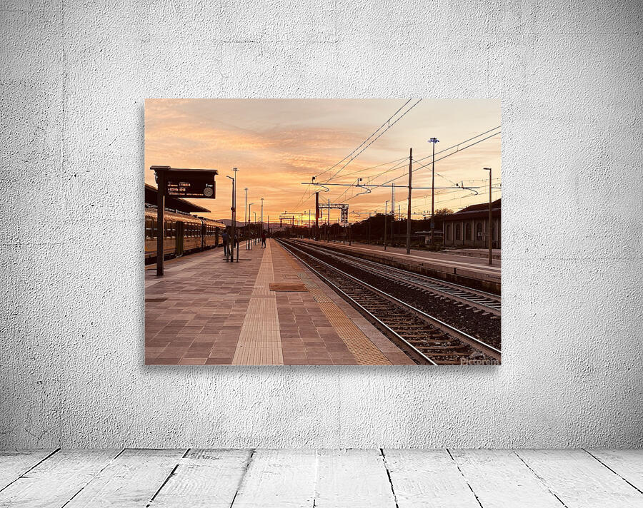 Sunset at Terni station Wall Preview