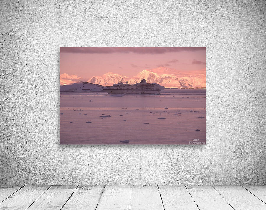 Antarctica sunset  Wall Preview