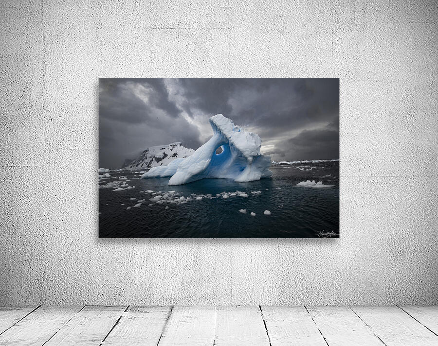 Glacier Gloom  Wall Preview