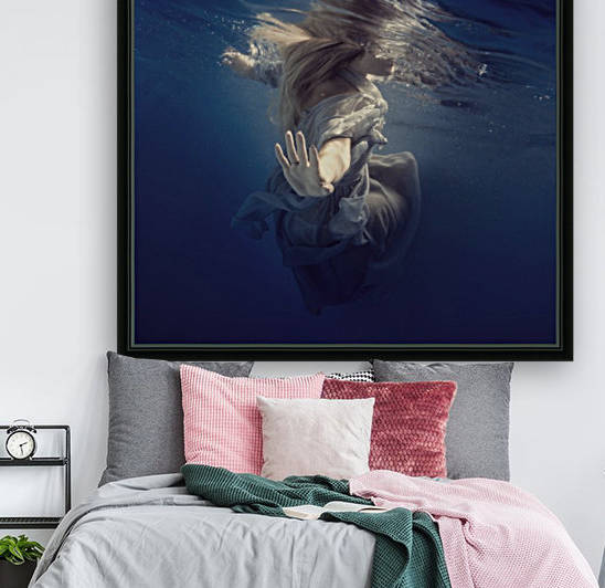Dive into the blue Reproduction
