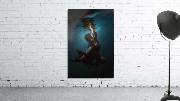 Under the water Wall Preview