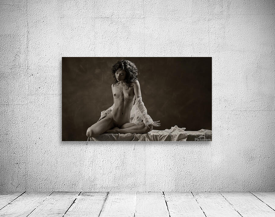 Nicole Wall Preview