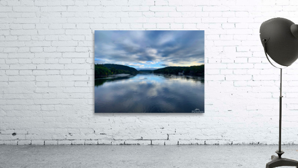 The Delaware River Wall Preview