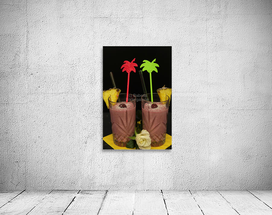 Cocktail pineapple raspberry coconut rum Wall Preview