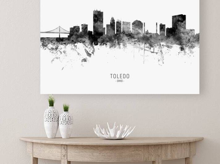 Toledo Ohio Skyline by Michael Tompsett