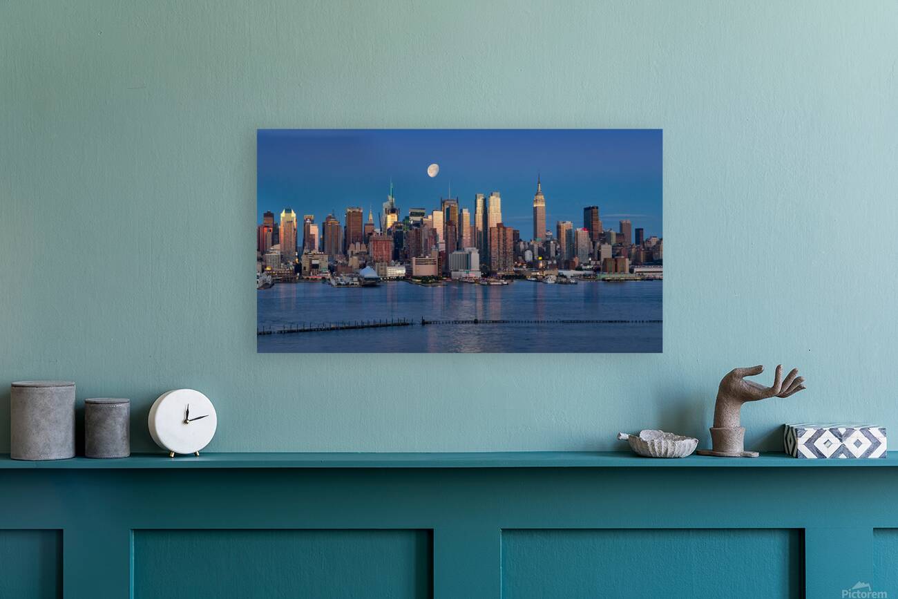 The Big Apple Reproduction