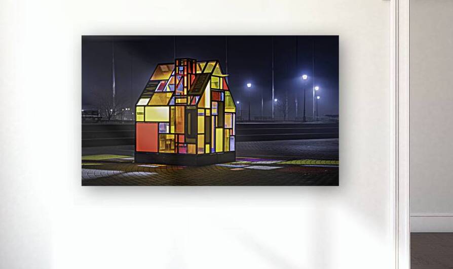 Hi5TaxiCab House by Jerry Fornarotto
