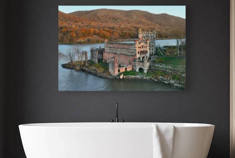 Bannerman Castle by Jerry Fornarotto