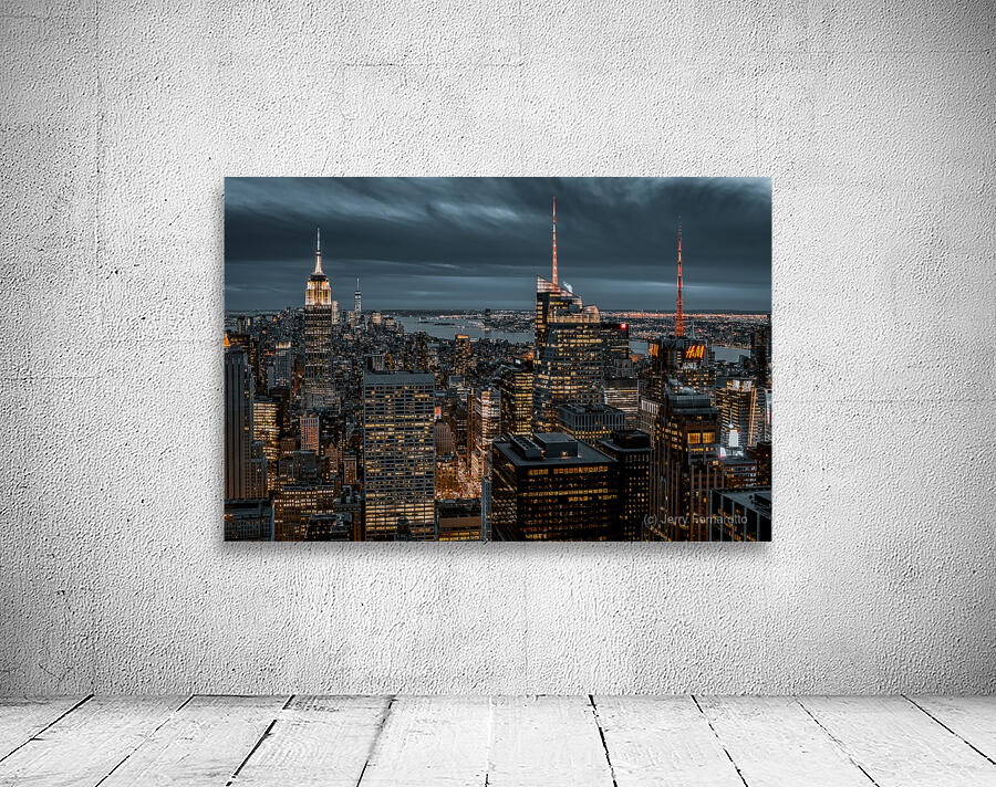 Looking Downtown Wall Preview
