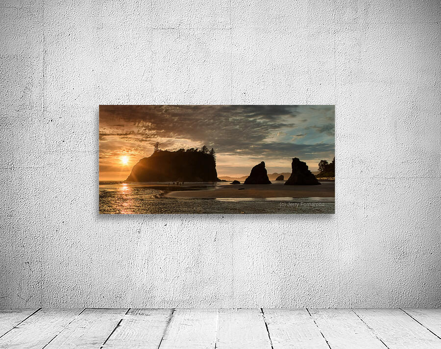 Setting Sun at Ruby Beach 4373b Wall Preview