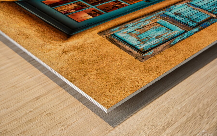 Santa Fe Turquois Door Wood print