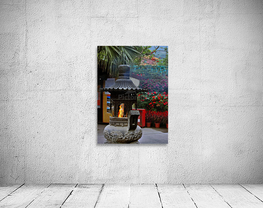 HK Island-RE - Smoke inside the temple 15 Wall Preview