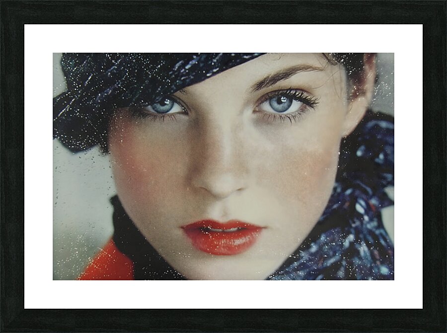 The Stare – Vintage Fashion Portrait Art Print Picture Frame print