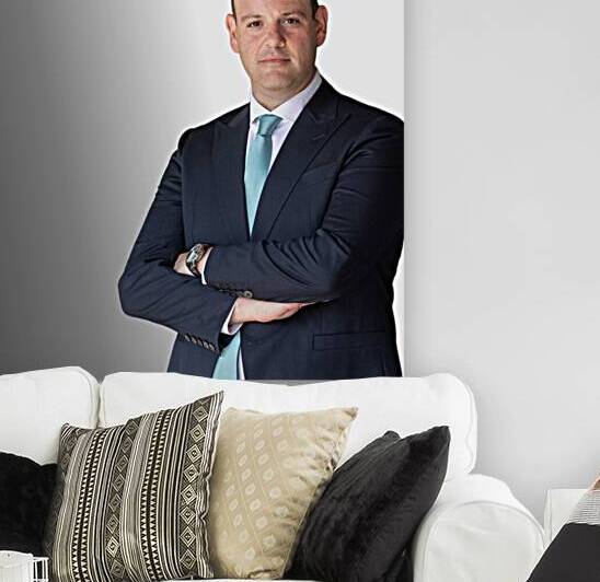 Ephraim Zagelbaum Black Minimalist Corporate Personal Profile Insta by Ephraim Zagelbaum