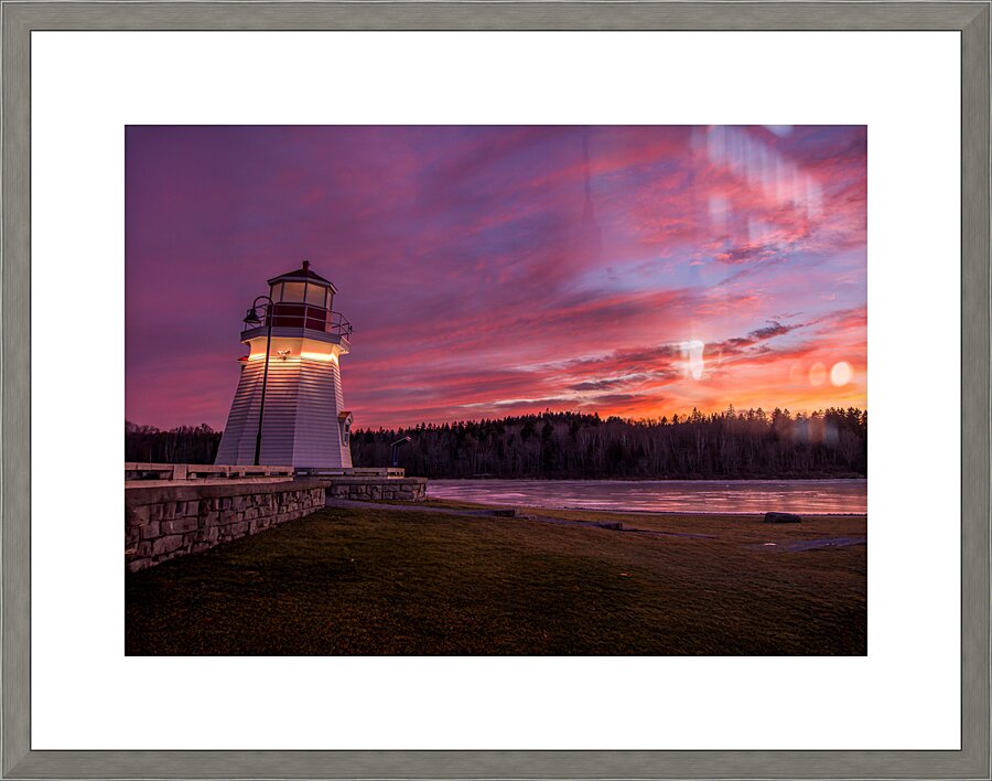 Renforth Lighthouse in Rothesay Picture Frame print