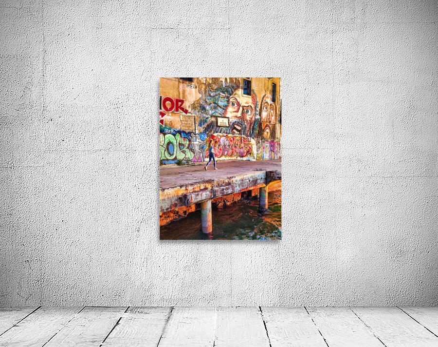 Sur le Quai Wall Preview