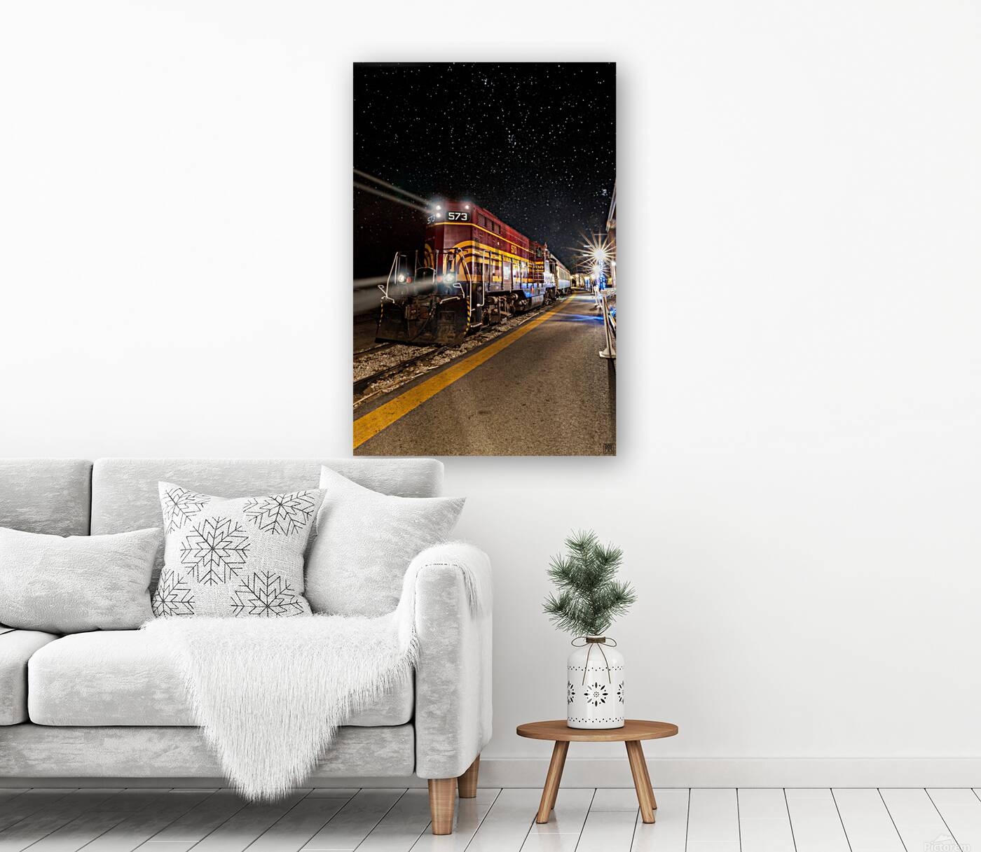 Midnight Train 573 Reproduction